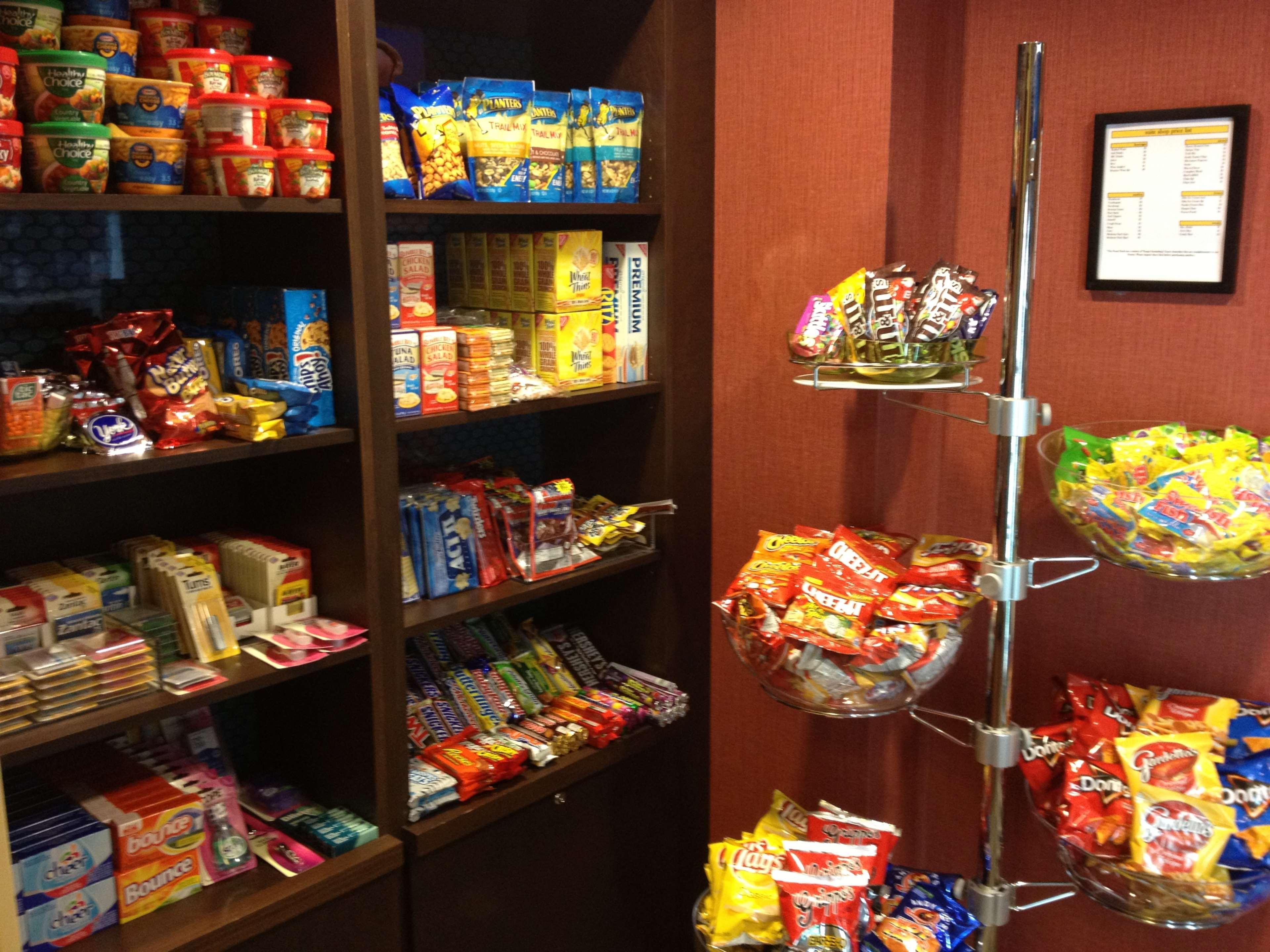 Hampton Inn & Suites Cincinnati / Uptown - University Area Buitenkant foto