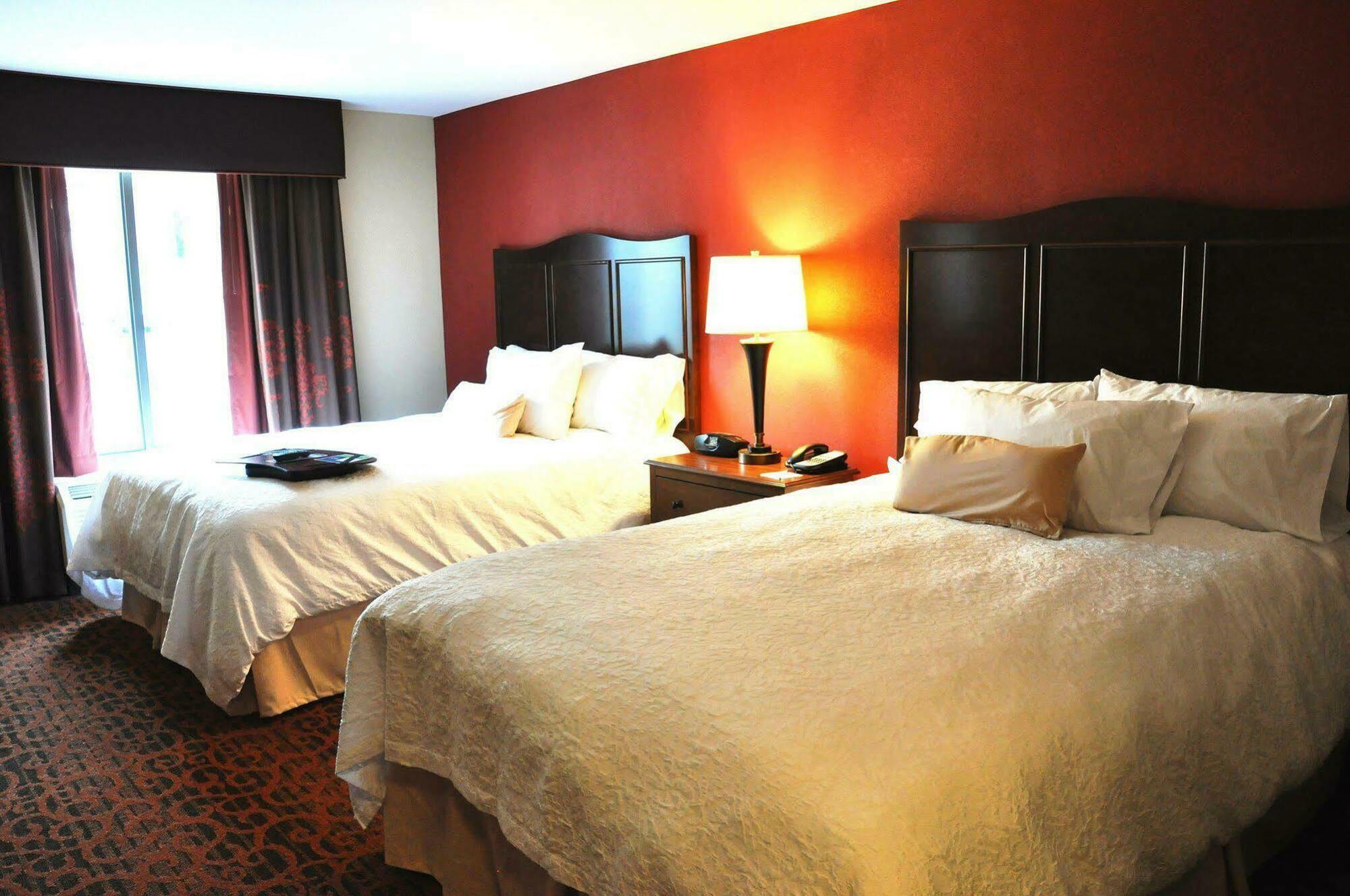 Hampton Inn & Suites Cincinnati / Uptown - University Area Kamer foto